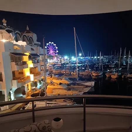 Isla Marina Apartment Benalmadena